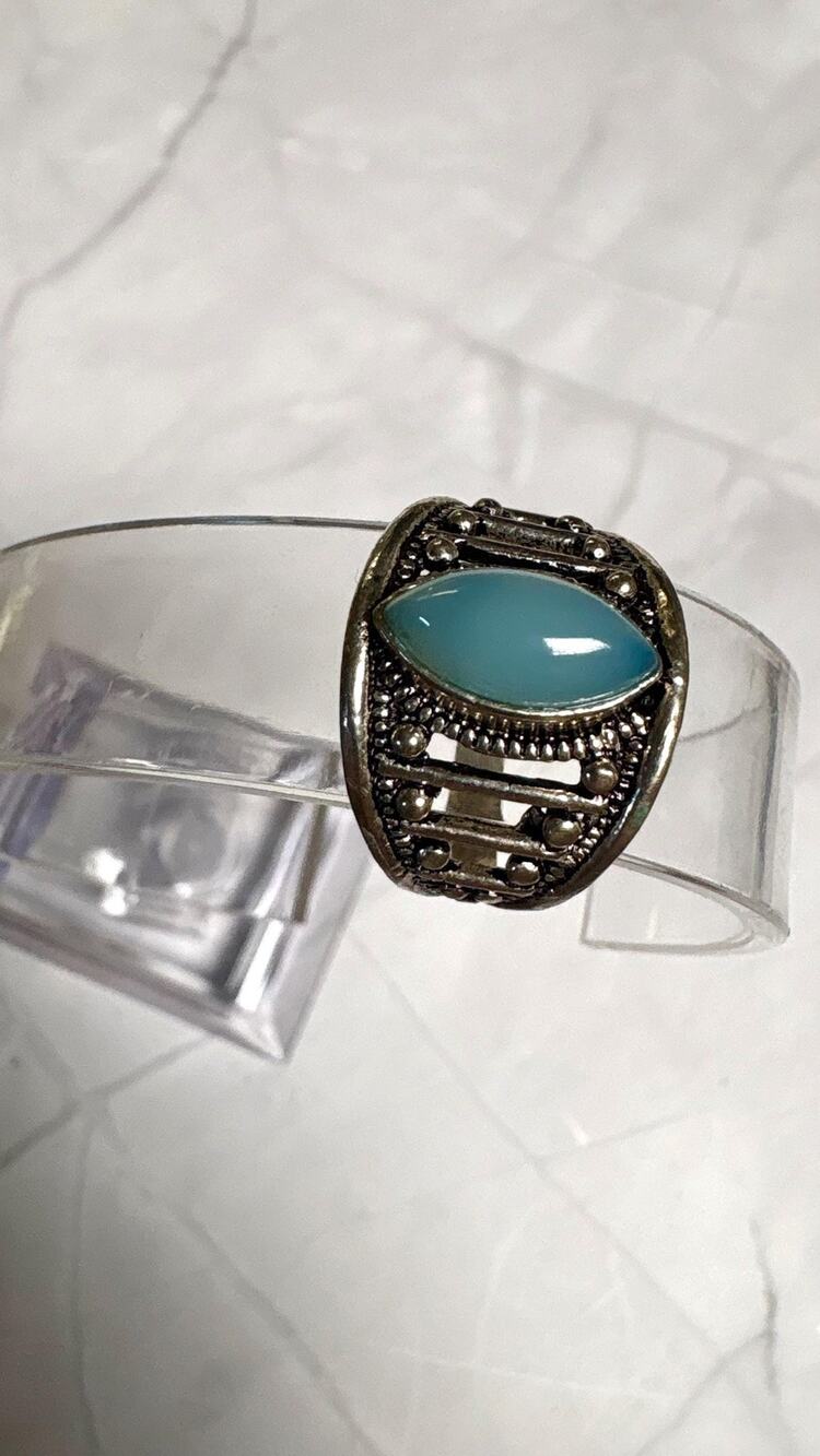 Vintage Boho Aqua Seafoam Marquise Cabochon Ring 8 Wide Cage Band Silver Tone